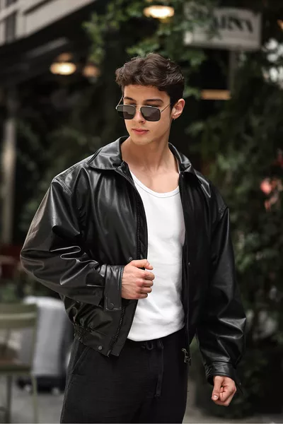 Oversize Vintage Men's Black Leather Jacket