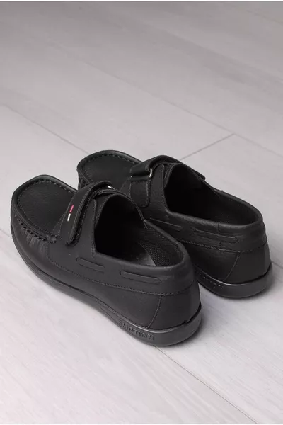 Chaussures noires pour garçon