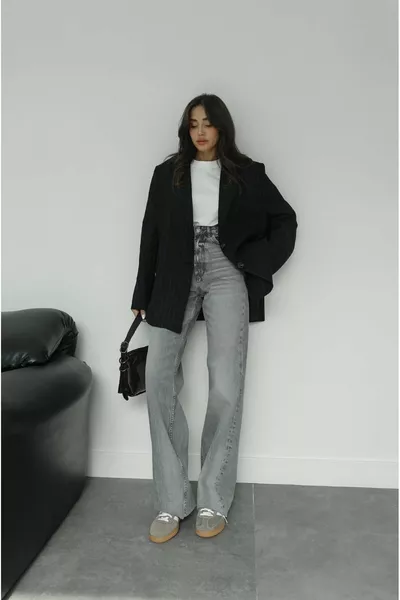 جين مستقيم غامق بالغسل الرمادي