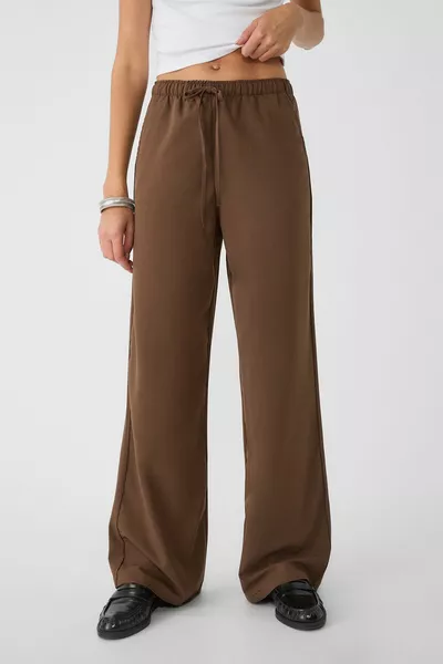Stylish trousers with long drapes
