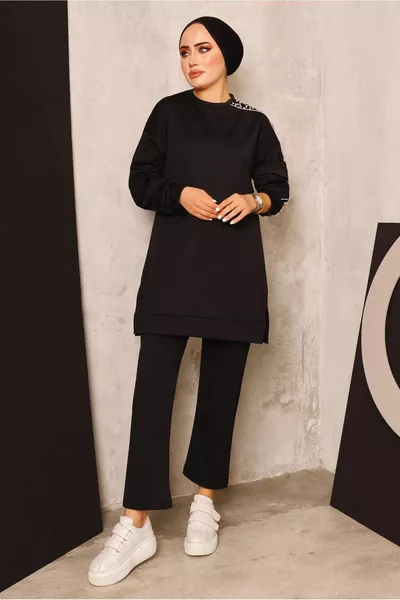 Женские брюки с черным жемчугом и деталями T 