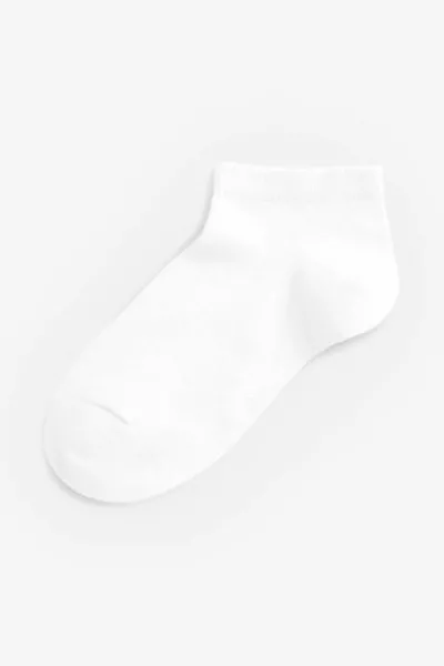  زوج من الجوارب البيضاء الاقتصادية