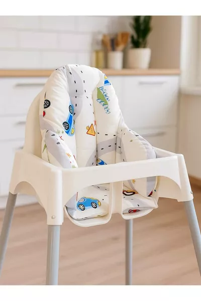 وسادة كرسي الطعام للأطفال والرضع القطنية بعجلات مع تصميم حركة مرور ونجوم رمادية (بنمط مزدوج)