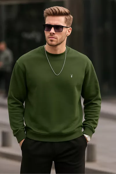 سويت شيرت رجالي عادي بياقة دائرية باللون الكاكي