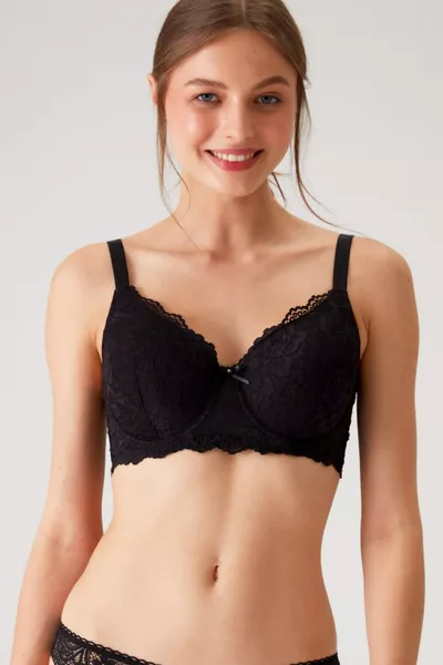 Дамски черен сутиен с твърди чашки  Barcelona, без подплънки, с широки презрамки и дантела, моделиращ