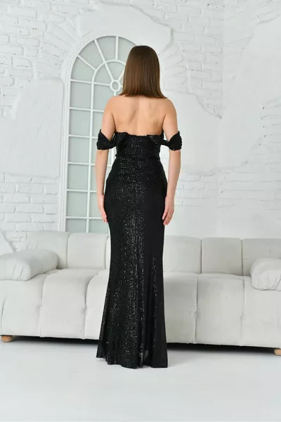 فساتين سهرة طويلة طويلة من الترتر بأكمام منخفضة