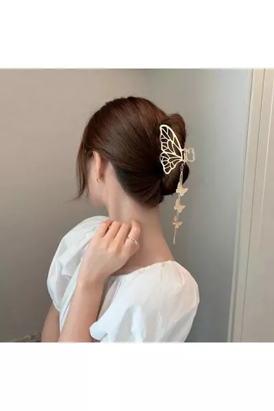 مشبك معدني من Glpş بمشبك كبير على شكل فراشة مع تفاصيل متدلية للفراشة