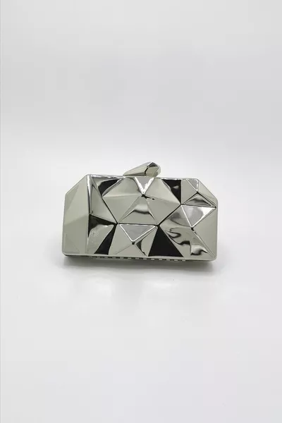 حقيبة سهرة نسائية من المعدن والفضة 