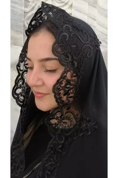 Покривка за Мевлит, покривка за мевлит, шал за меълвит, шал за мевлит, бебешки мевлит, шал за специални дни, шал с френска дантела