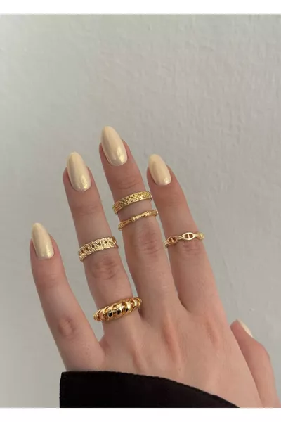 Gold Color 5-Piece Vintage Patterned Ring Set