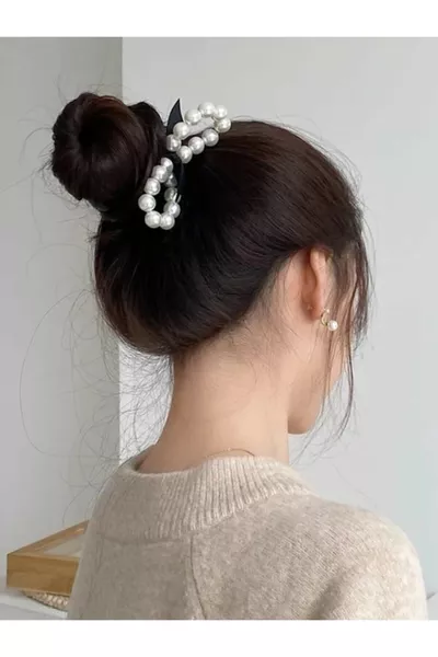 مشبك خصل لؤلؤي بتصميم قديم للخلود