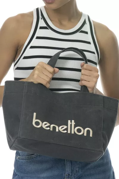 حقيبة يد نسائية من يونايتد كلورز أوف بينيتون 