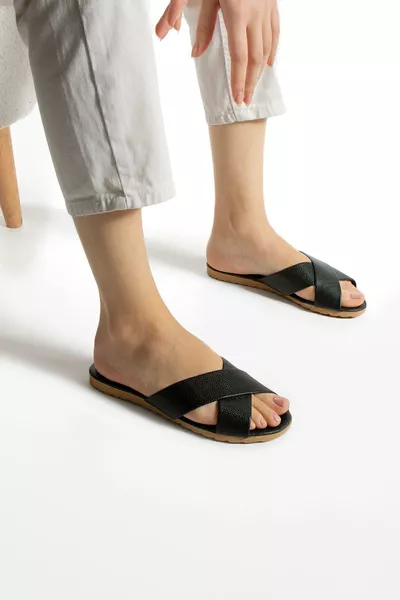 Zwarte Dames Slippers met Kruisband voor Buiten en Thuis