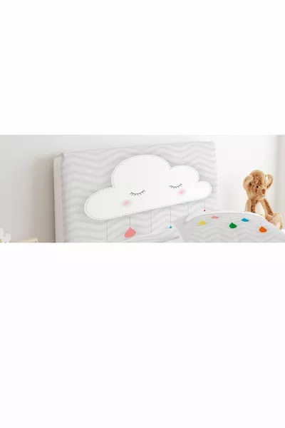 غطاء رأس السرير بسحابة لطيفة وقطرات ملونة