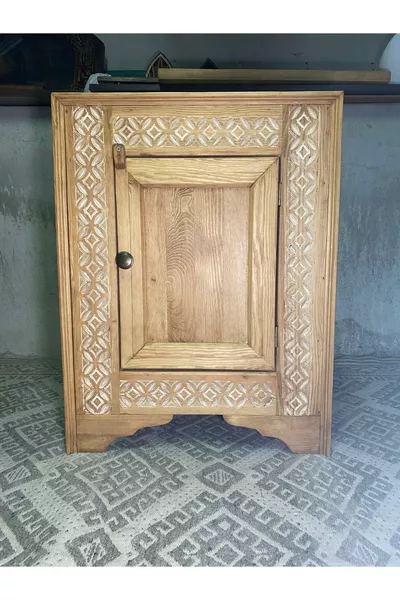 Holzschnitzerei Doppel-Nachttisch