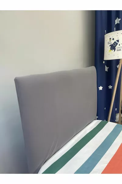 غطاء رأس السرير الرمادي