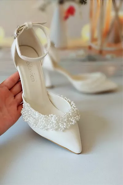حذاء زفاف نسائي من عرق اللؤلؤ بطول 7 سم