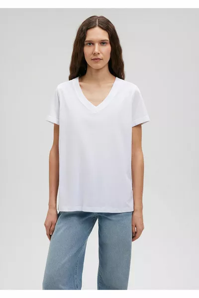 V-Neck White Basic T-Shirt Loose Fit / Loose Casual Fit 