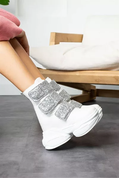 Pria White Padded Heel Boots