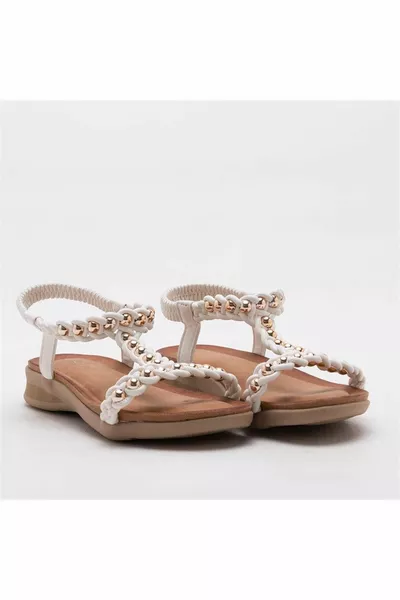 Женские сандалии с вышивкой 