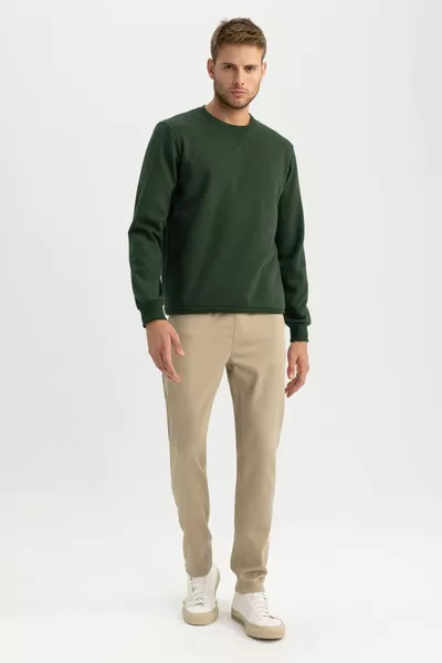 Sweat-shirt uni basique en coton à col rond coupe régulière au