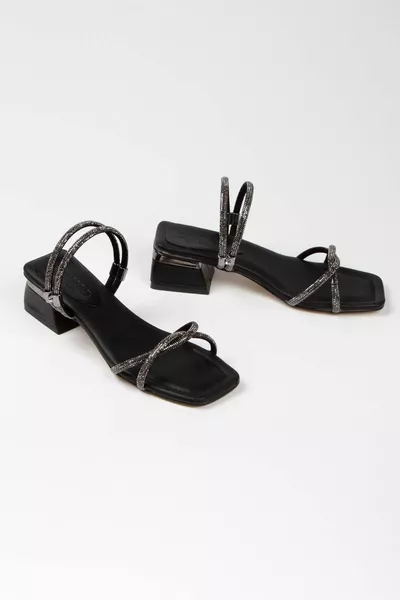 Damen Kurze Ferse Stone bestickte knöchelverstellbare Abendschuhe