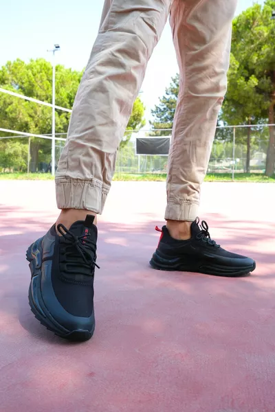 سنيكرز رجالي  اسود واحمر