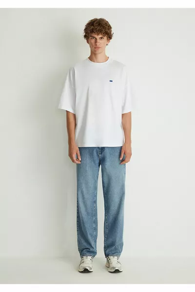 Bisiklet Yaka Basic Beyaz Tişört Oversize / Geniş Kesim 