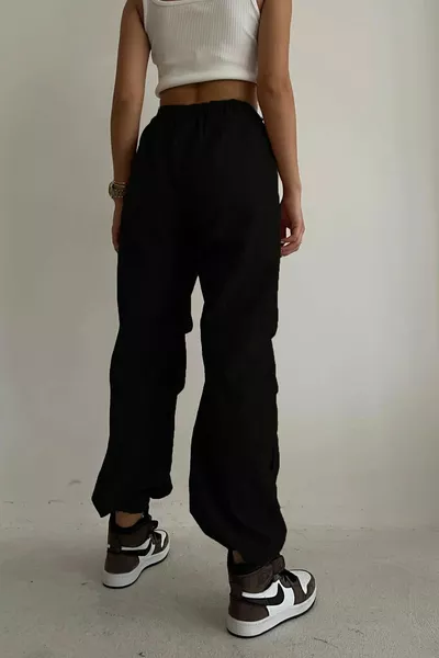 Tessuto da paracadute regolabile in vita e gamba nero