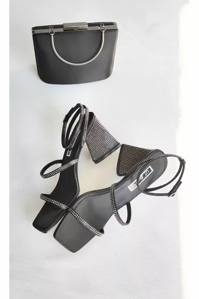 Damen Sandalen aus Satin Stone