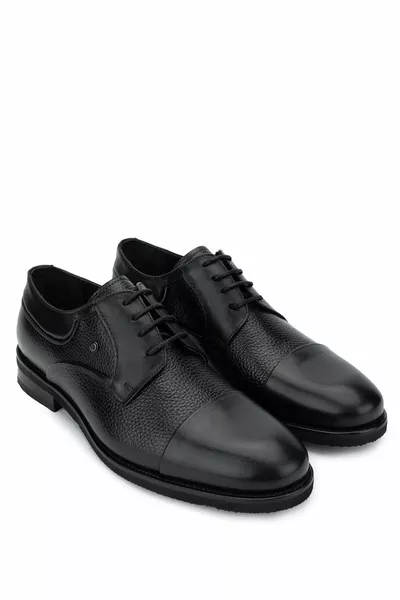 أحذية رجالية جلدية سوداء عادية