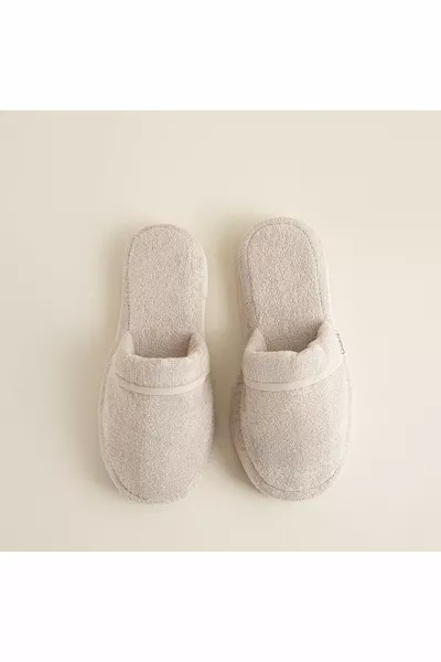 شباشب للجنسين صلبة بيج غامق