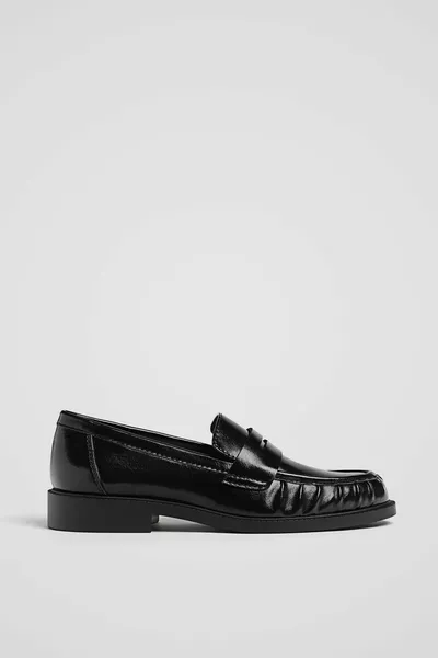 Geraffte Loafer