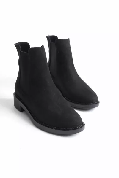 Женские черные замшевые короткие ботильоны на резинке