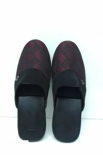 Pantoffels van het huis van de bruidegom