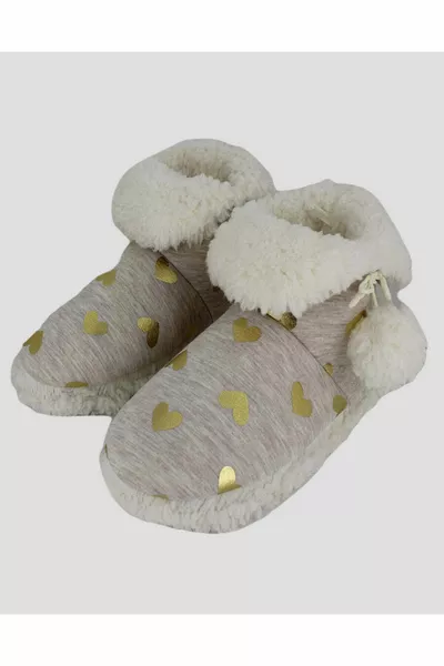 Henr - Woman with polka dots and pompoms