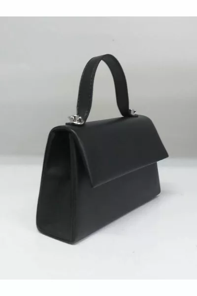 حقيبة نسائية من الجلد الصناعي باللون الأسود
