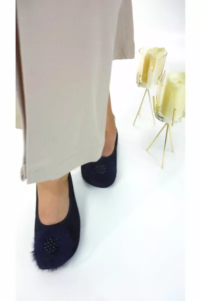 ORNATO CASA DI VELLUTO, HAJJ, UMRAH BALLERINE, REGALI, BALLERINE QUOTIDIANE, BALLERINE PIUMATE, PANDUF, STIVALETTI, SPETTACOLO GATTINO