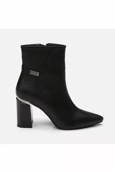 Bottes à talons noires pour femmes