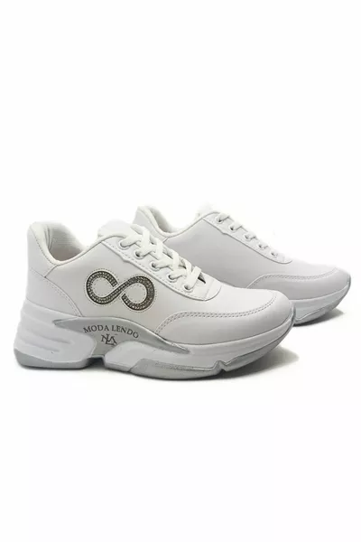 حذاء رياضي نسائي برباط مسطح أبيض