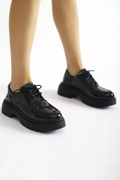 Ullac الأسود التجاعيد براءات الاختراع الجلود الدانتيل متابعة المتسكعون