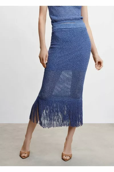 Вязаная юбка с кисточками