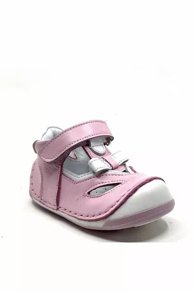 Leather and orthopedic girls first step shoes