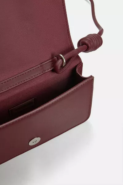 حقيبة كروس اسطوانة