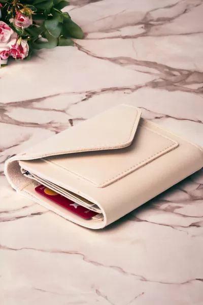 المرأة لينة الجلود المفاجئة وسحاب أنيق كريم محفظة بطاقة حامل التبعي