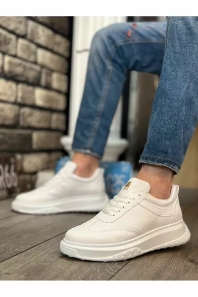 Дебели бели маратонки с връзки с висока подметка