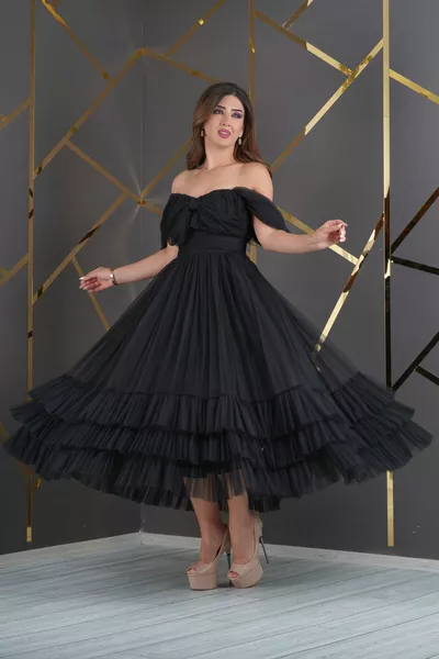 تول تصميم الكتف الصدر تنورة منخفضة قطع الطبقات طويلة مساء اللباس