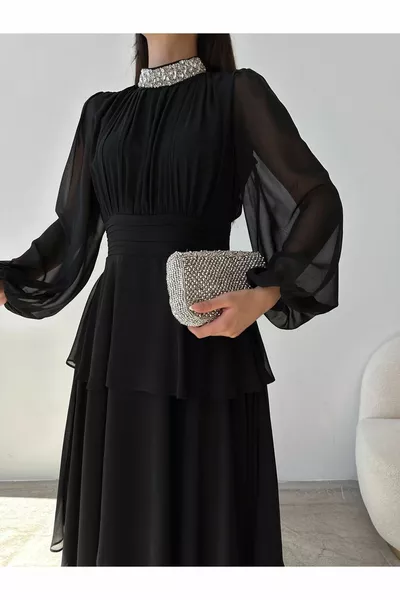 حجر كشكش التفاصيل فساتين السهرة