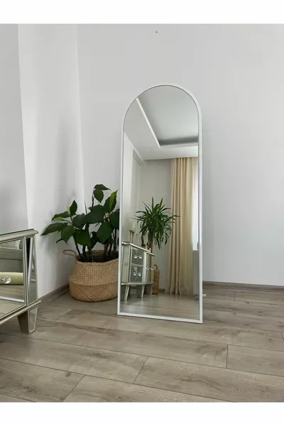 مرآة طولية بقاعدة بيضاوية بإطار معدني أبيض  سم