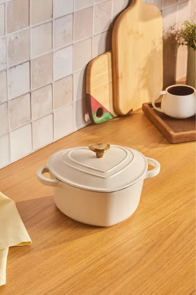 Love Demir Döküm Enameled Pot White 1.9 L